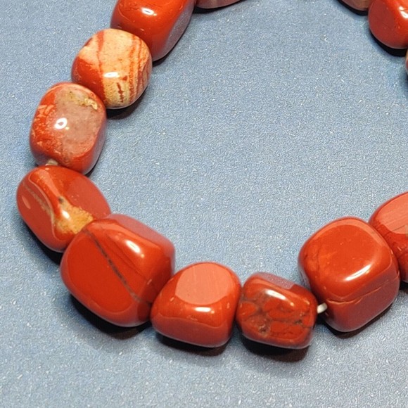 RED JASPER STRETCHY NUGGET BRACELET NATURAL STONE w/ FREE FELT POUCH-NB07 - Picture 4 of 8